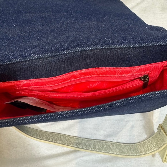 Disney Loungefly Marie Cat Denim Crossbody Bag Aristocats Paris Eiffel Tower - Picture 6 of 9